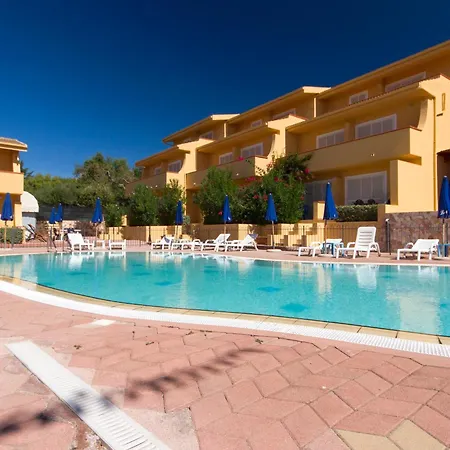 Apartahotel Le Onde Badesi